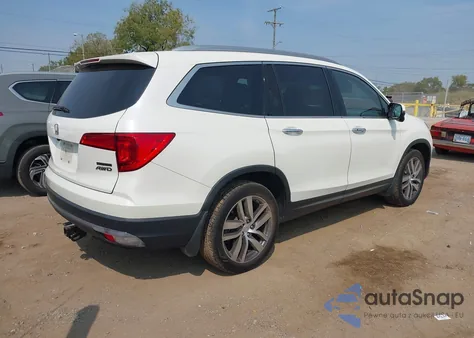 2017 Honda Pilot Touring из США, поврежденный, VIN 5FNYF6H90HB044987